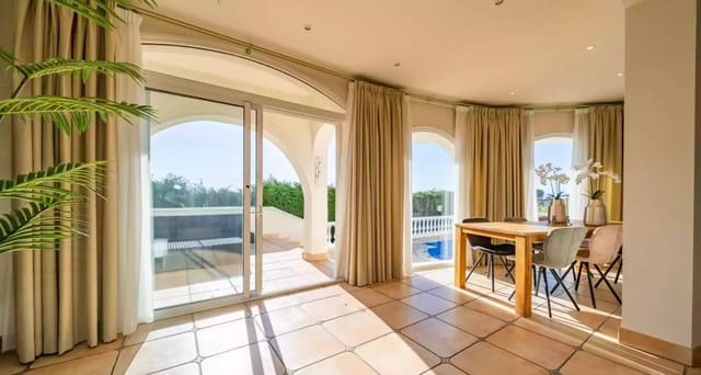 3 slaapkamer Villa te koop in El Mas Fumats, Roses met zwembad garage - € 825.000 (Ref: 9875928)