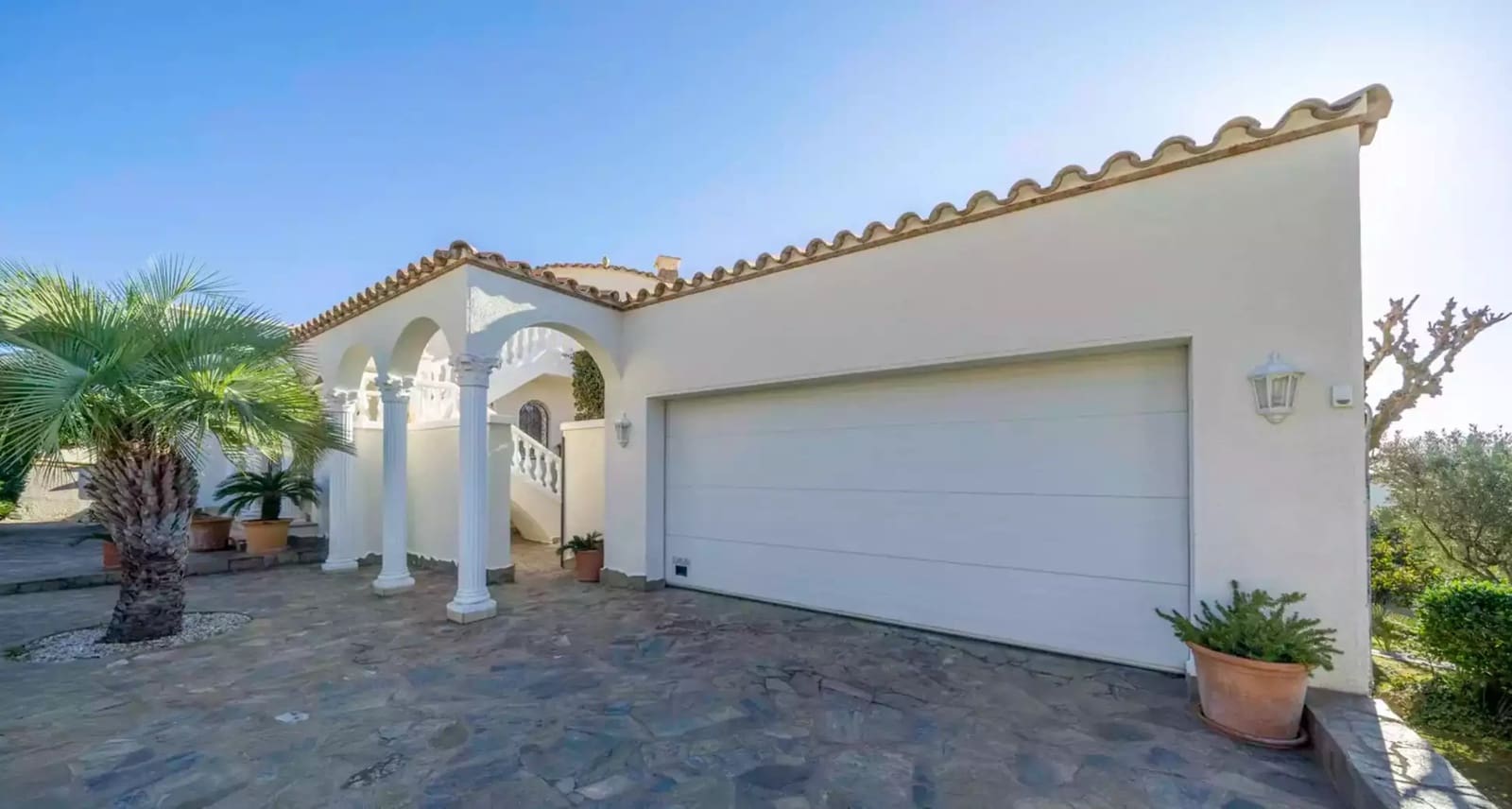 3 bedroom Villa for sale in El Mas Fumats with pool garage - € 825,000 (Ref: 9875928)