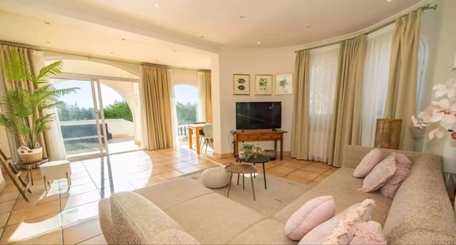 3 slaapkamer Villa te koop in El Mas Fumats, Roses met zwembad garage - € 825.000 (Ref: 9875928)