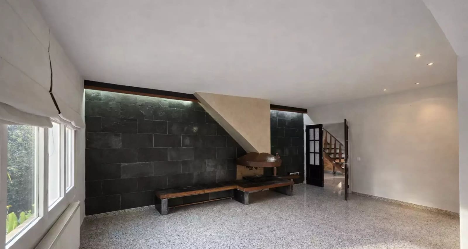 4 bedroom Villa for sale in Empuriabrava with pool garage - € 790,000 (Ref: 9875929)