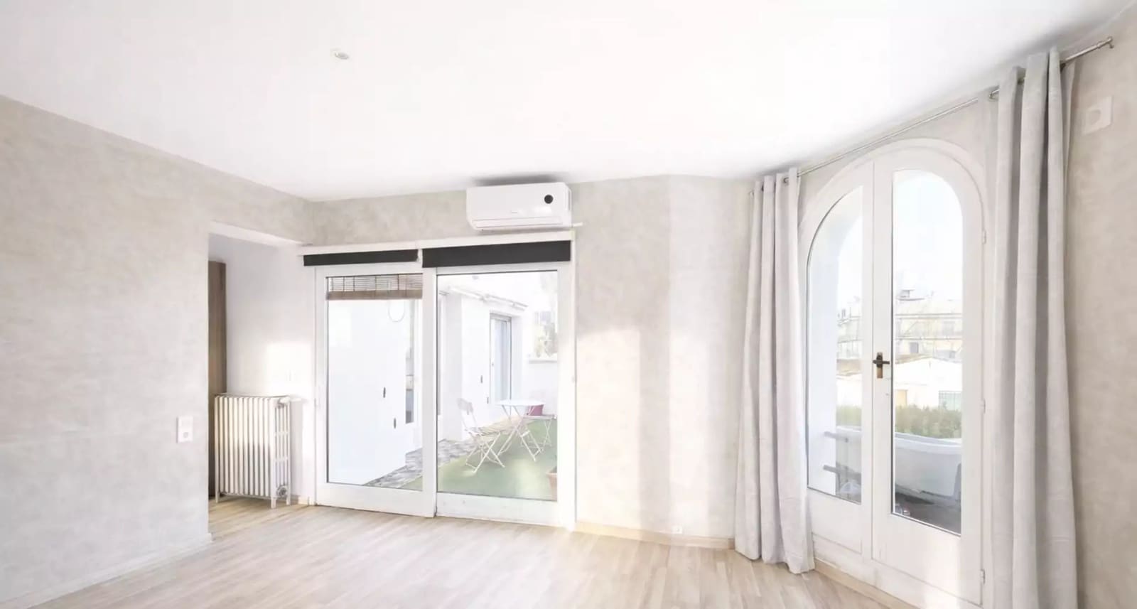 4 bedroom Villa for sale in Empuriabrava with pool garage - € 790,000 (Ref: 9875929)