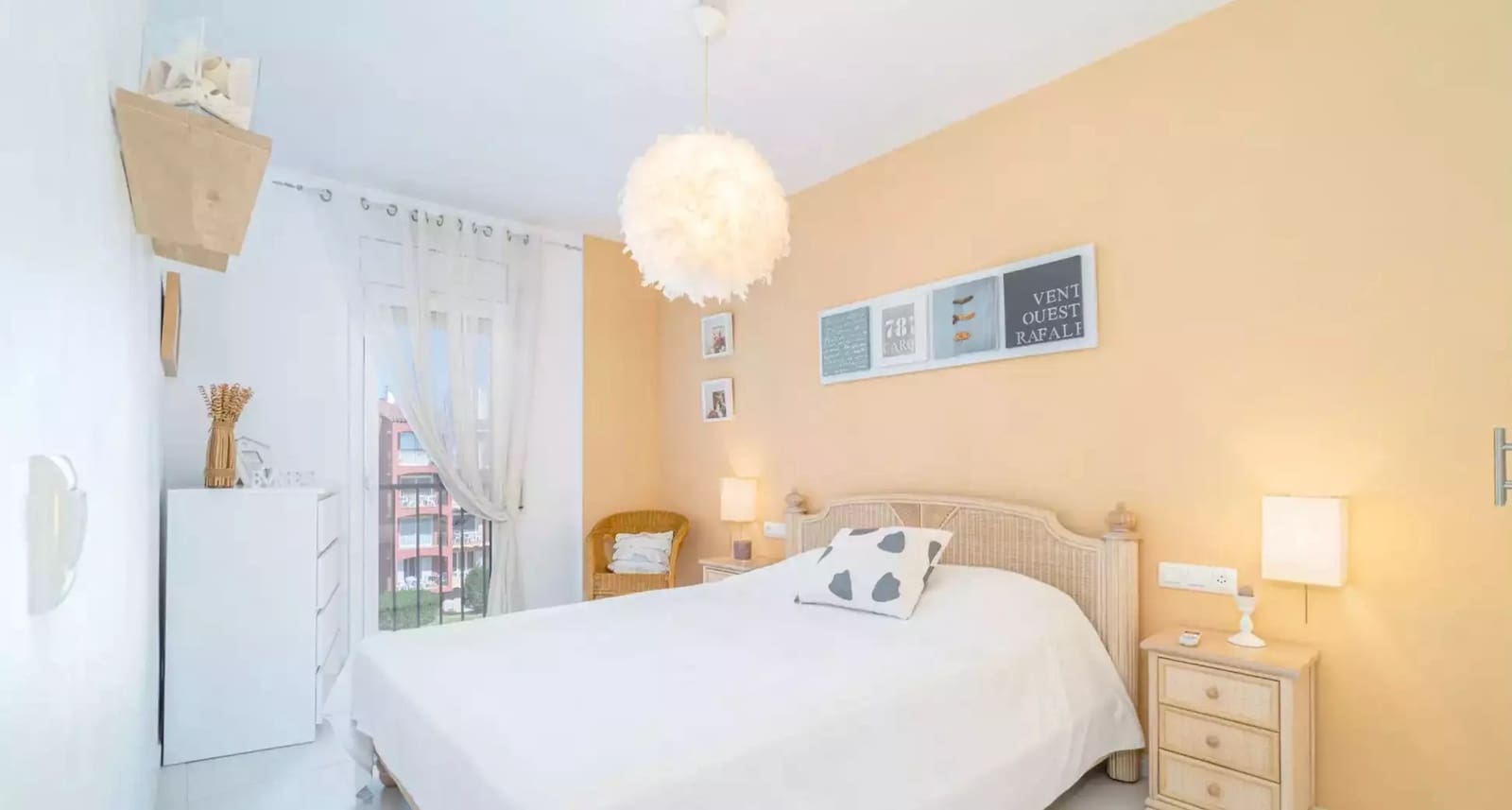 3 soveværelse Lejlighed til salg i Empuriabrava med garage - € 490.000 (Ref: 9878233)