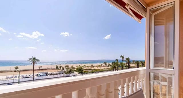 3 makuuhuone Asunto myytävänä paikassa Empuriabrava, Castelló d'Empúries mukana 
autotalli - 490 000 € (Ref: 9878233)