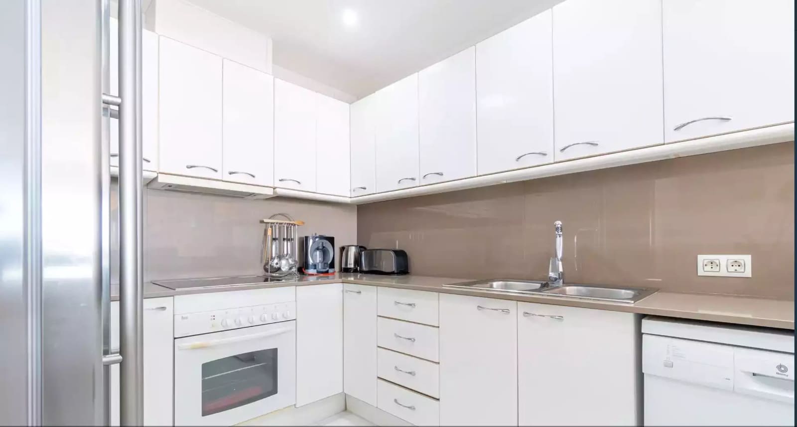 3 soveværelse Lejlighed til salg i Empuriabrava med garage - € 490.000 (Ref: 9878233)