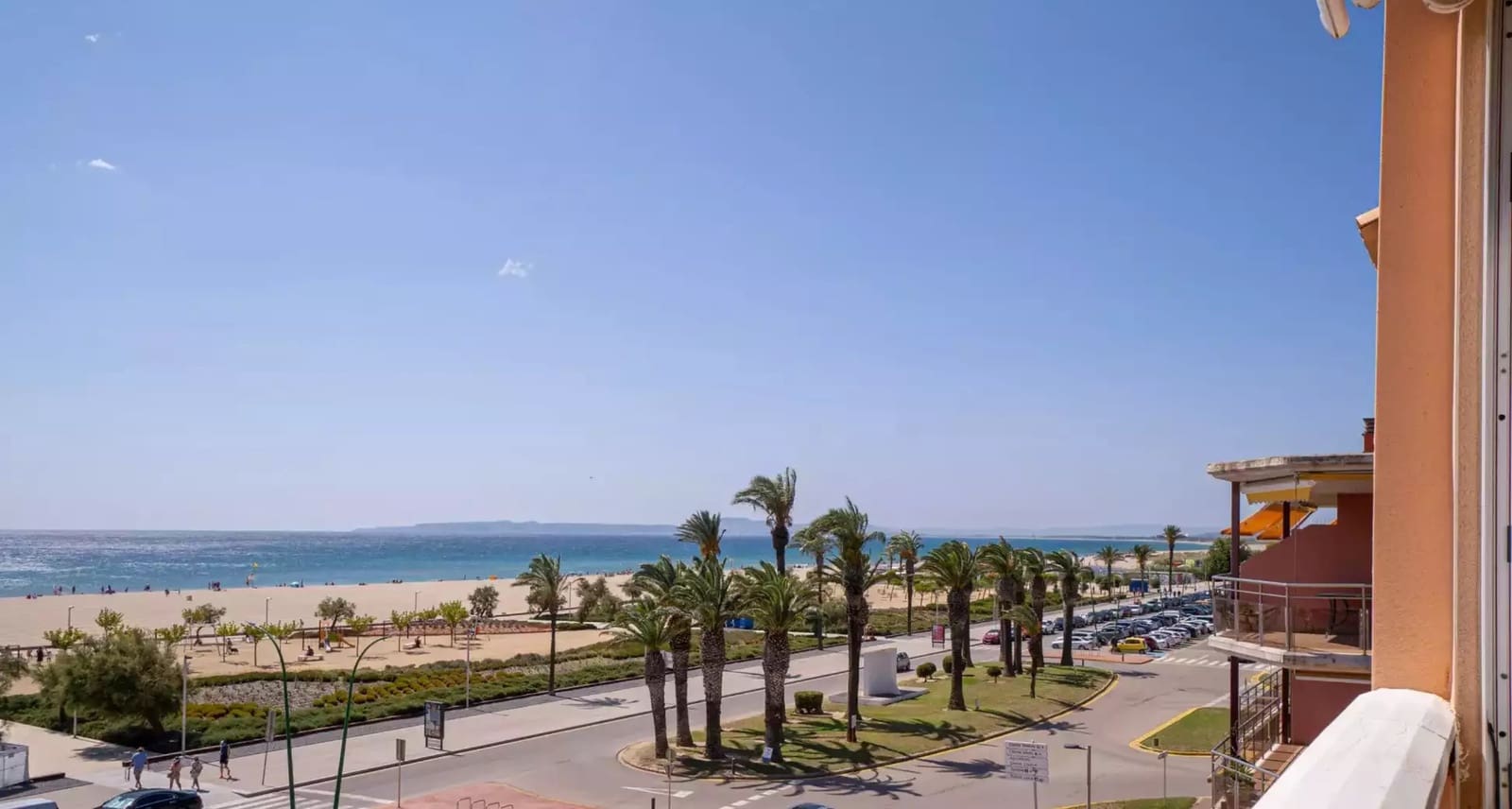 3 soveværelse Lejlighed til salg i Empuriabrava med garage - € 490.000 (Ref: 9878233)
