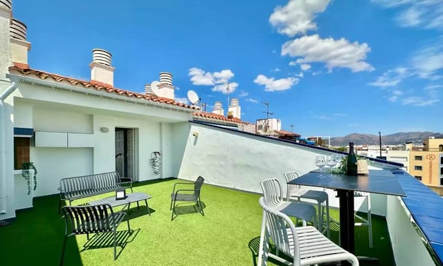 3 chambre Appartement à vendre à Empuriabrava, Castelló d'Empúries avec piscine garage - 470 000 € (Ref: 9880752)