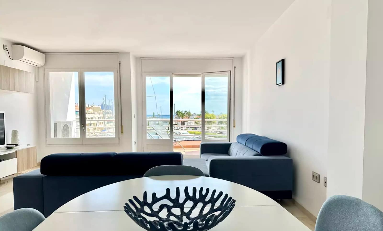 3 chambre Appartement à vendre à Empuriabrava avec piscine garage - 470 000 € (Ref: 9880752)