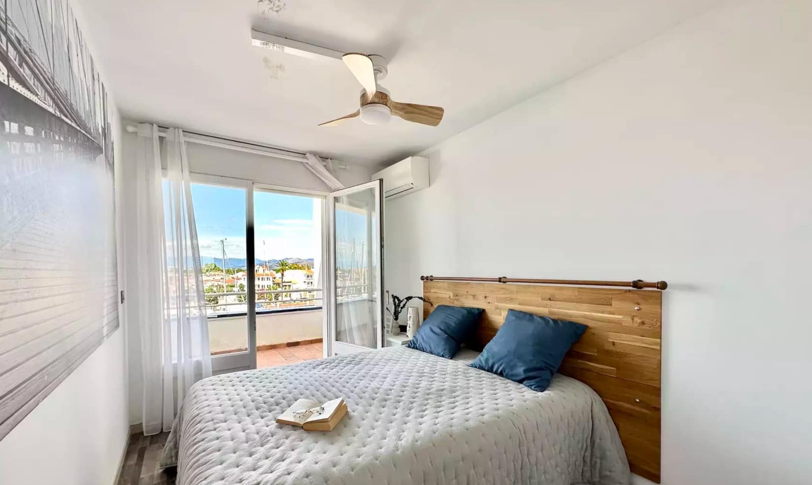 3 chambre Appartement à vendre à Empuriabrava avec piscine garage - 470 000 € (Ref: 9880752)