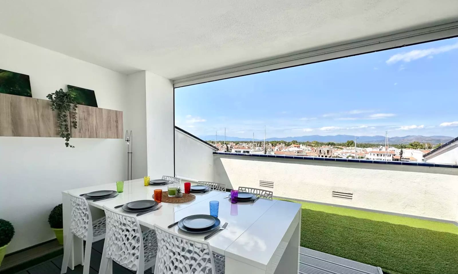 3 chambre Appartement à vendre à Empuriabrava avec piscine garage - 470 000 € (Ref: 9880752)