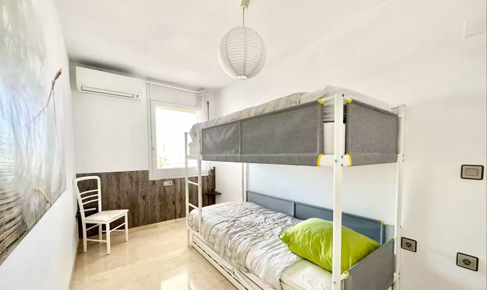 3 chambre Appartement à vendre à Empuriabrava avec piscine garage - 470 000 € (Ref: 9880752)