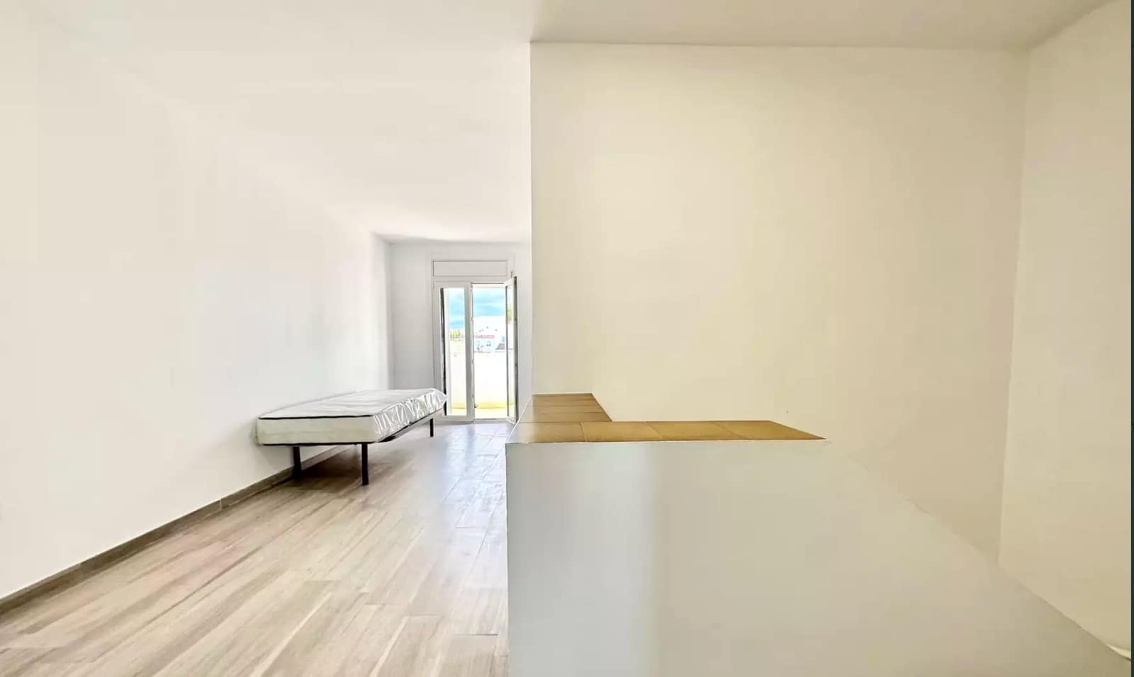 Casa de 4 habitaciones en Empuriabrava en venta con garaje - 470.000 € (Ref: 9890027)