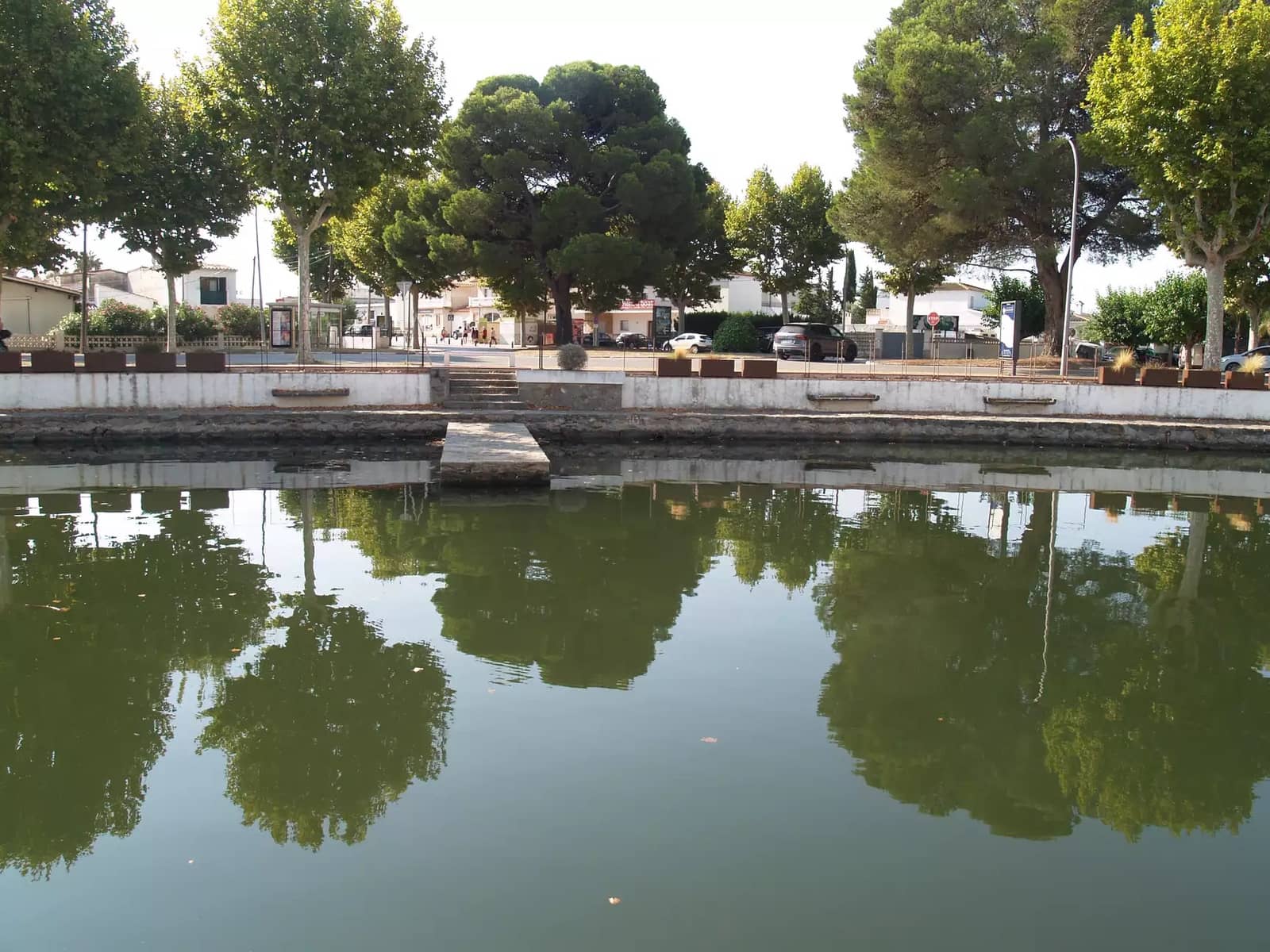 4 soveværelse Byhus til salg i Empuriabrava med garage - € 360.000 (Ref: 9890028)