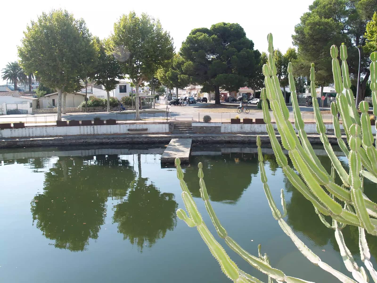 4 soveværelse Byhus til salg i Empuriabrava med garage - € 360.000 (Ref: 9890028)