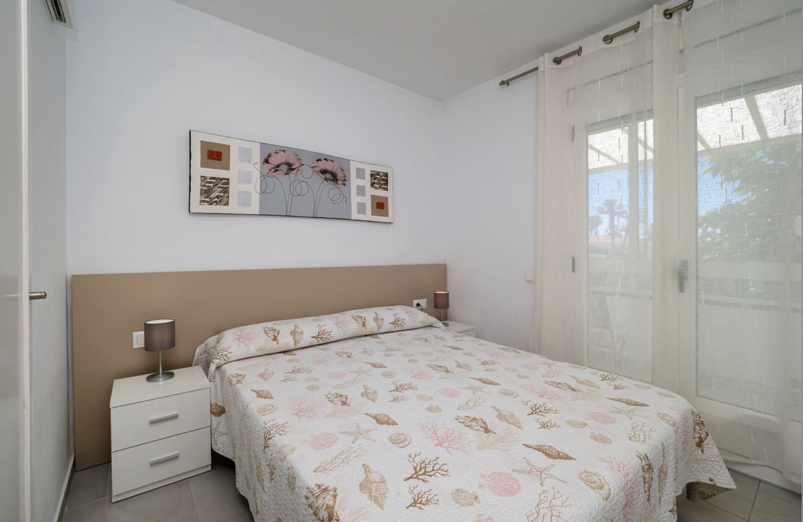 2 bedroom Flat for sale in Empuriabrava - € 290,000 (Ref: 9906885)