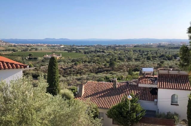 3 sovrum Villa till salu i El Mas Fumats, Roses med pool garage - 325 000 € (Ref: 9906887)