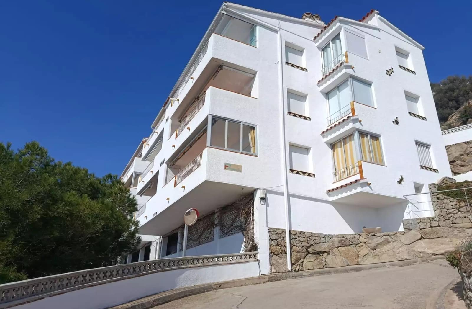 2 sypialnia Mieszkanie na sprzedaż w Roses - 310 000 € (Ref: 9910474)