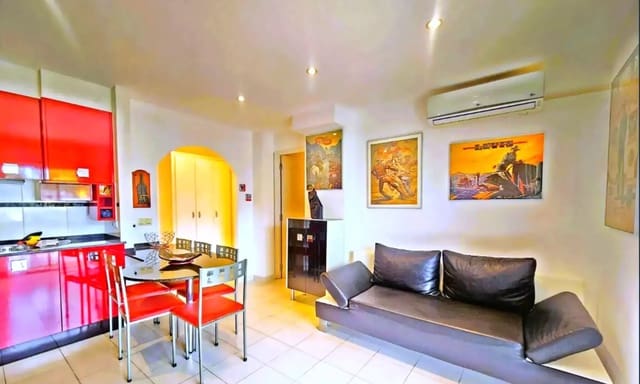 1 bedroom Flat for sale in Empuriabrava, Castelló d'Empúries - € 249,999 (Ref: 9910475)