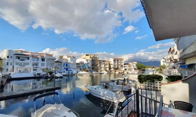 1 bedroom Flat for sale in Empuriabrava, Castelló d'Empúries - € 249,999 (Ref: 9910475)