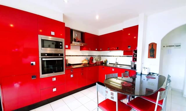 1 bedroom Flat for sale in Empuriabrava, Castelló d'Empúries - € 249,999 (Ref: 9910475)