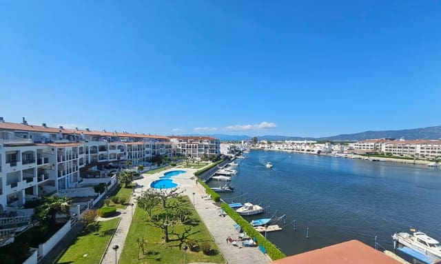3 soveværelse Lejlighed til salg i Empuriabrava, Castelló d'Empúries med garage - € 275.000 (Ref: 9910477)