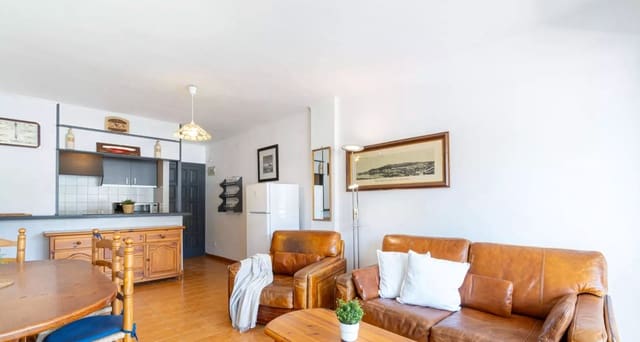 2 makuuhuone Asunto myytävänä paikassa Empuriabrava, Castelló d'Empúries - 260 000 € (Ref: 9910478)