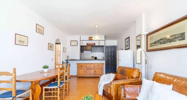 2 makuuhuone Asunto myytävänä paikassa Empuriabrava, Castelló d'Empúries - 260 000 € (Ref: 9910478)
