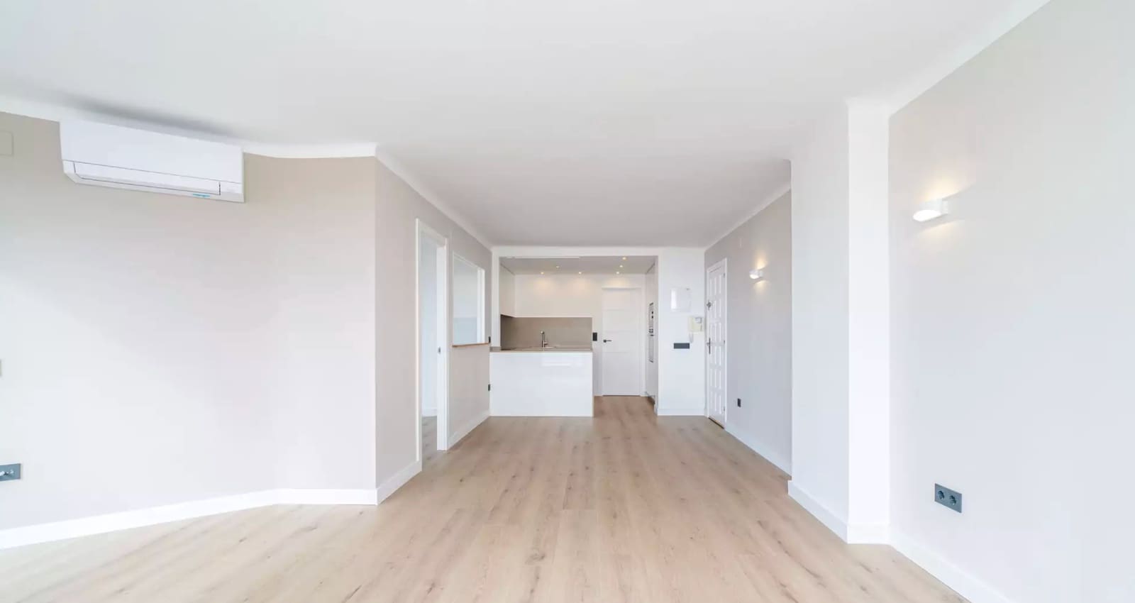 1 slaapkamer Flat te koop in Empuriabrava - € 397.000 (Ref: 9910480)