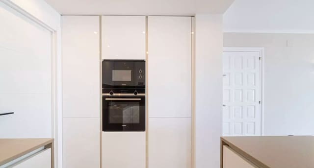 1 slaapkamer Flat te koop in Empuriabrava, Castelló d'Empúries - € 397.000 (Ref: 9910480)