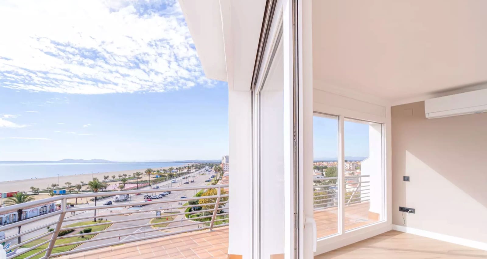 1 slaapkamer Flat te koop in Empuriabrava - € 397.000 (Ref: 9910480)