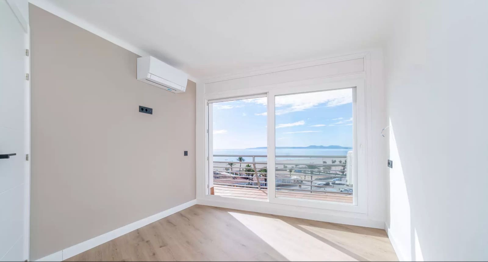 1 slaapkamer Flat te koop in Empuriabrava - € 397.000 (Ref: 9910480)