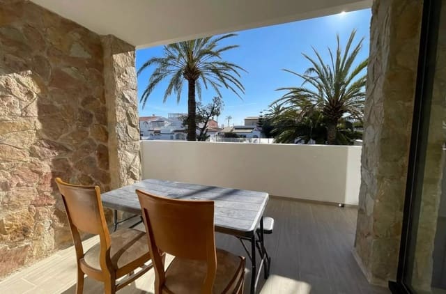 3 makuuhuone Asunto myytävänä paikassa Empuriabrava, Castelló d'Empúries mukana 
autotalli - 485 000 € (Ref: 9910482)