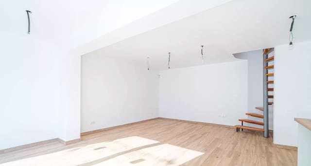 2 bedroom Villa for sale in Empuriabrava, Castelló d'Empúries - € 260,000 (Ref: 9910486)