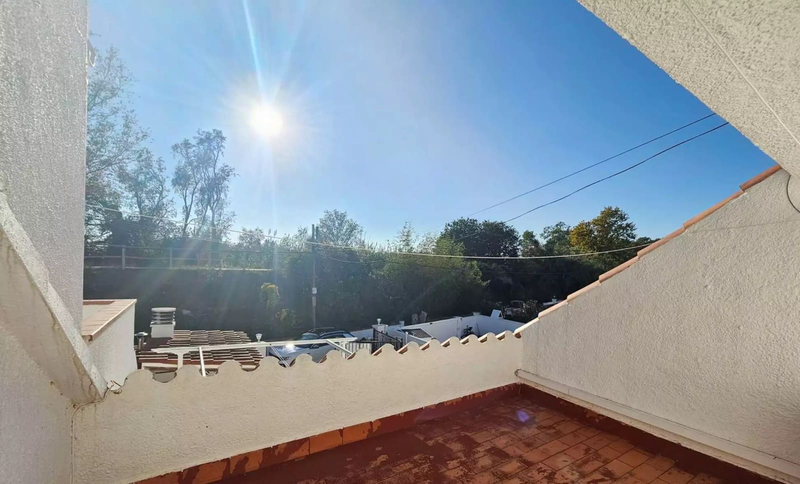 Villa for sale in Empuriabrava with pool - € 295,000 (Ref: 9910487)