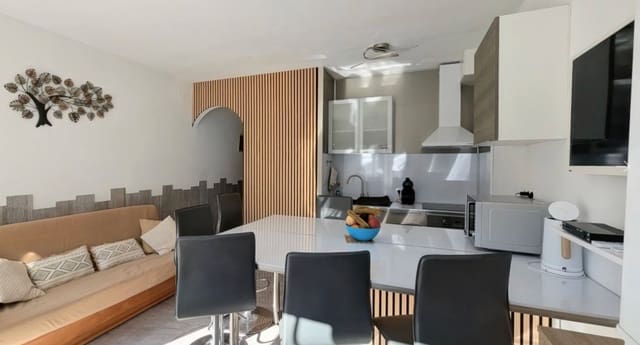 3 soveværelse Villa til salg i Empuriabrava, Castelló d'Empúries med swimmingpool - € 295.000 (Ref: 9910487)