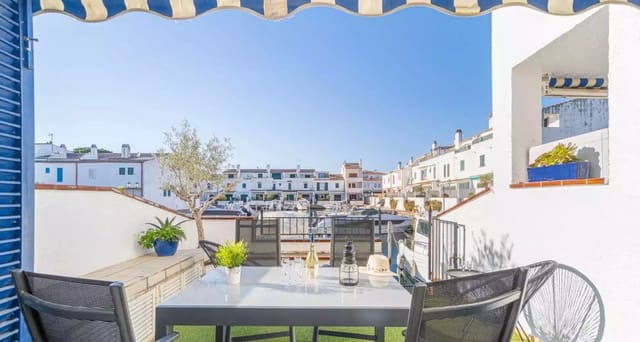 Casa de 4 habitaciones en Empuriabrava, Castelló d'Empúries en venta - 425.000 € (Ref: 9910489)