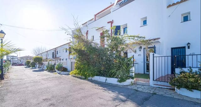 Casa de 4 habitaciones en Empuriabrava, Castelló d'Empúries en venta - 425.000 € (Ref: 9910489)