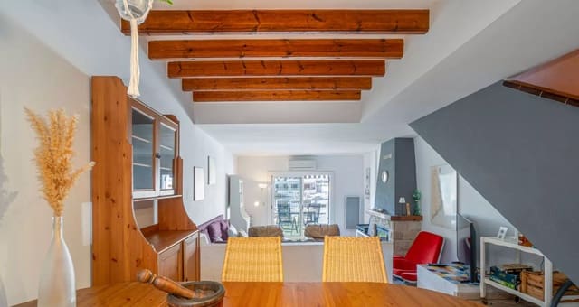 Casa de 4 habitaciones en Empuriabrava, Castelló d'Empúries en venta - 425.000 € (Ref: 9910489)