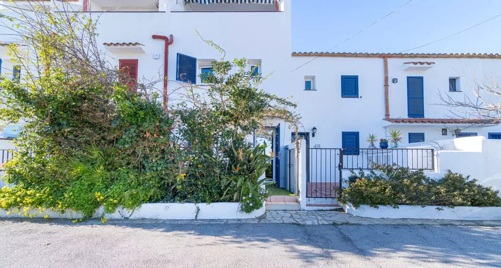 Casa de 4 habitaciones en Empuriabrava en venta - 425.000 € (Ref: 9910489)