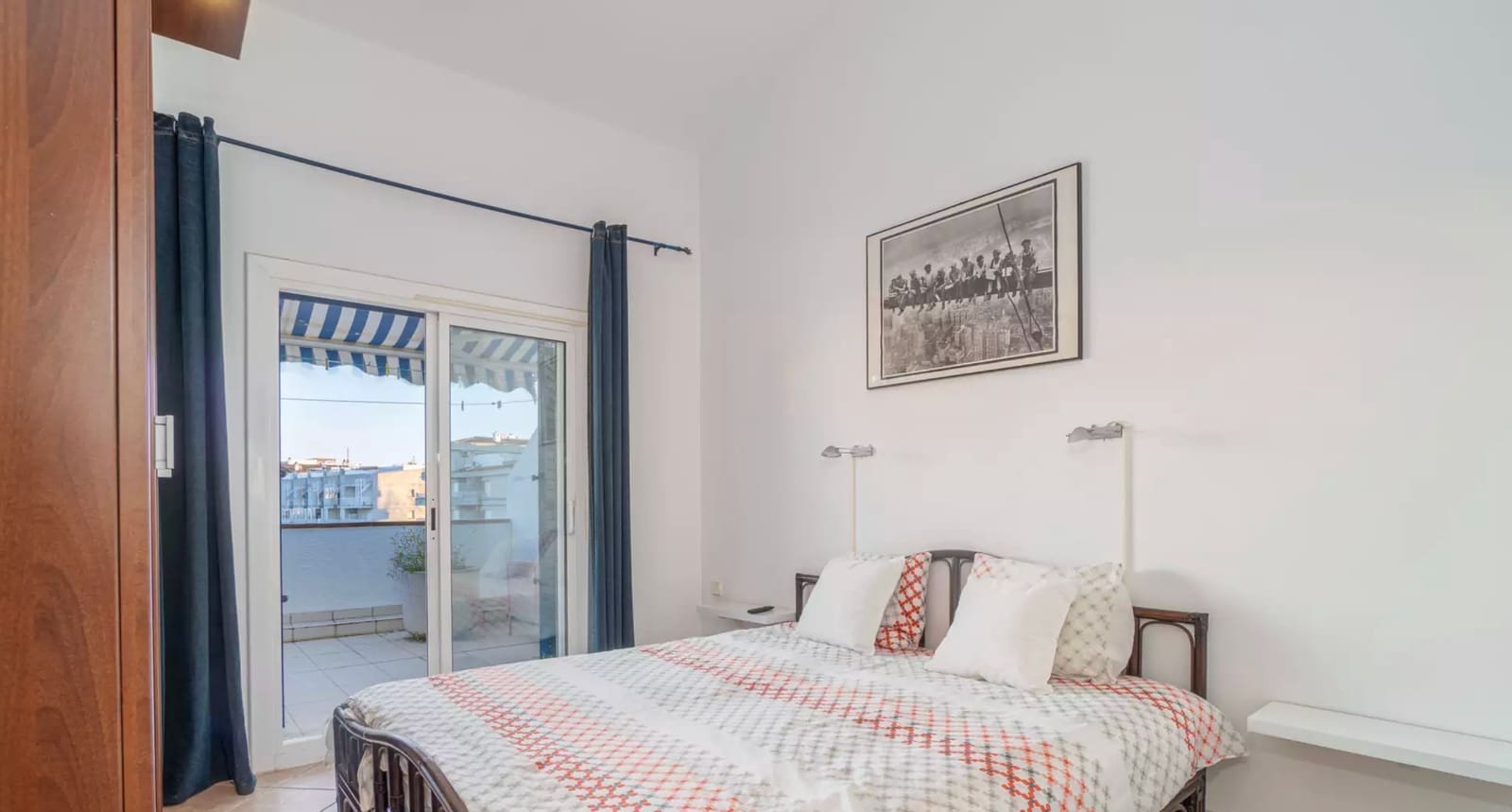 Casa de 4 habitaciones en Empuriabrava en venta - 425.000 € (Ref: 9910489)