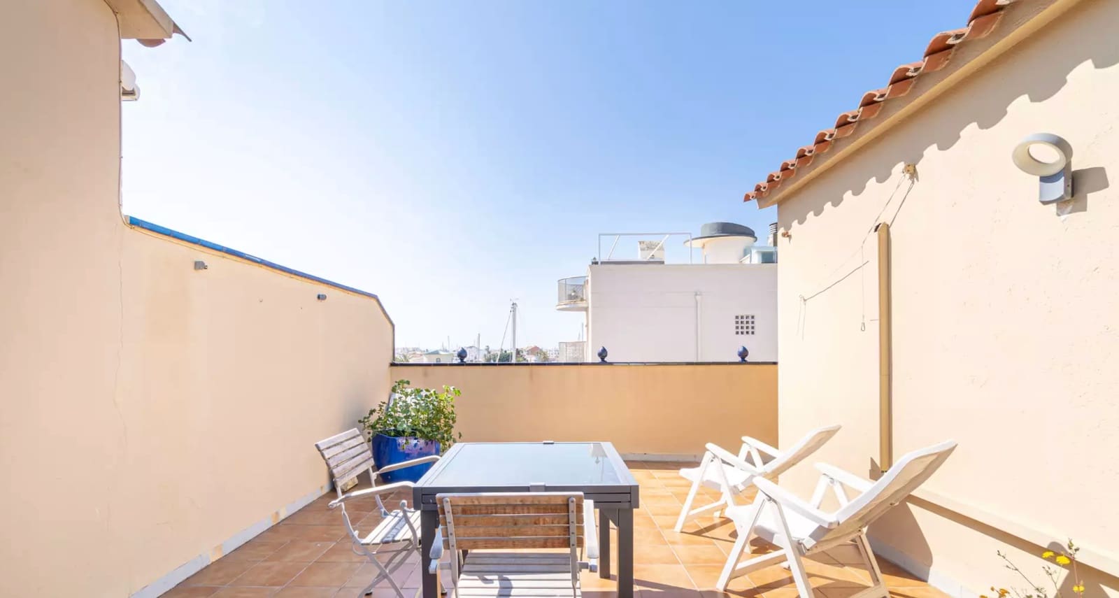 3 sypialnia Dom na sprzedaż w Empuriabrava z garażem - 450 000 € (Ref: 9910490)