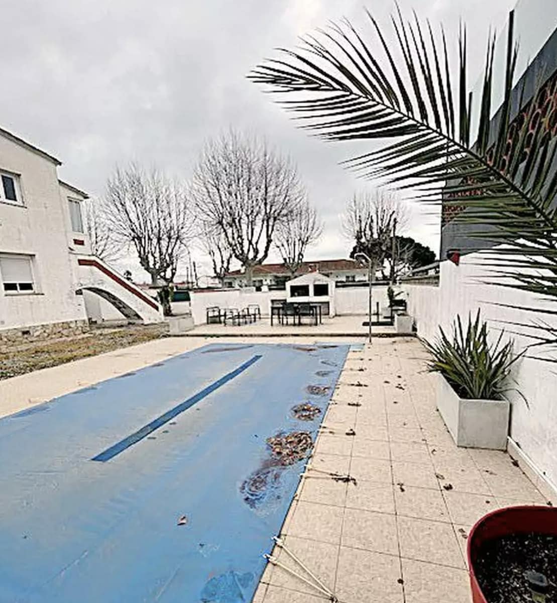 4 bedroom Villa for sale in Empuriabrava with garage - € 385,000 (Ref: 9910491)