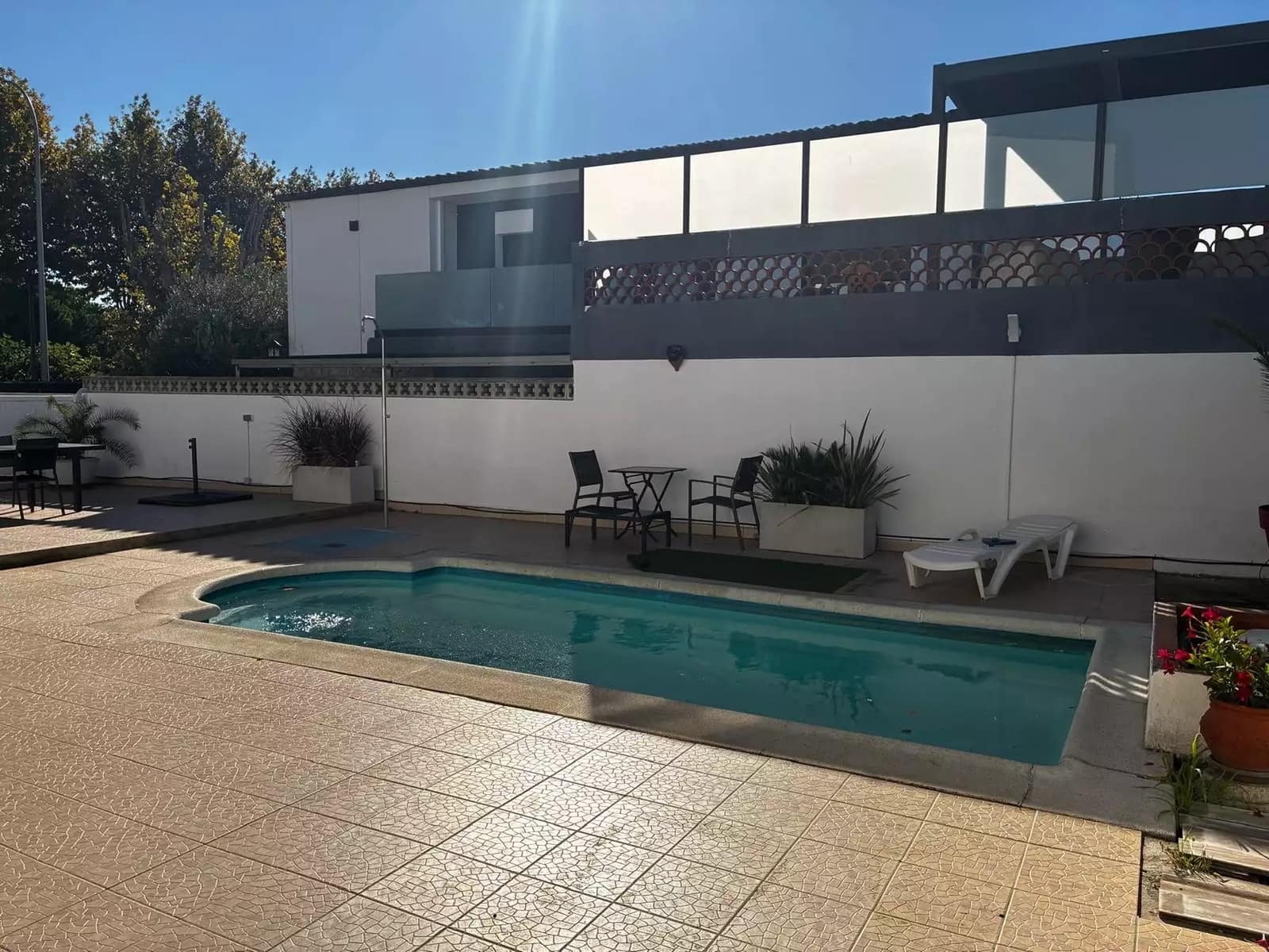 4 slaapkamer Villa te koop in Empuriabrava met zwembad garage - € 420.000 (Ref: 9910491)