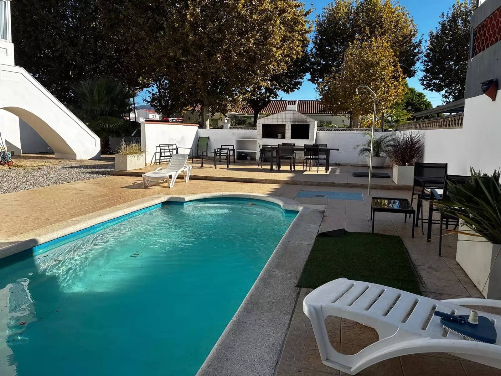 4 slaapkamer Villa te koop in Empuriabrava met zwembad garage - € 420.000 (Ref: 9910491)