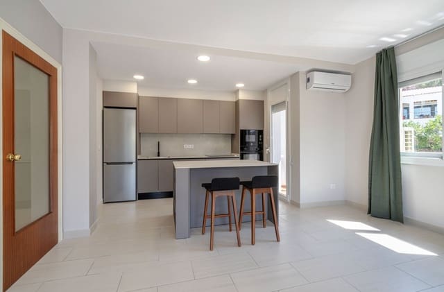 3 quarto Apartamento para venda em Roses com garagem - 389 000 € (Ref: 9928062)