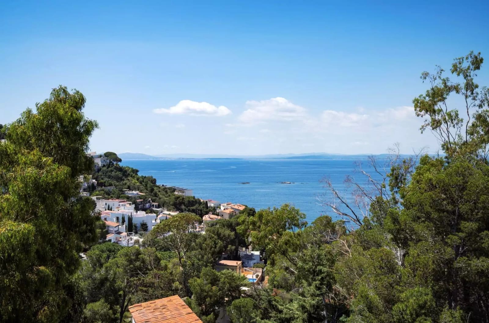 3 bedroom Flat for sale in Roses with garage - € 389,000 (Ref: 9928062)