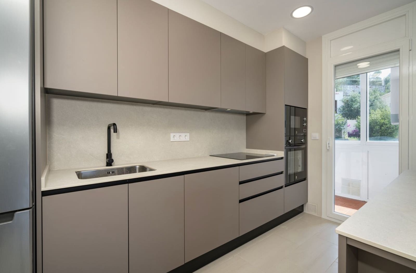 3 soverom Leilighet til salgs i Roses med garasje - € 389 000 (Ref: 9928062)