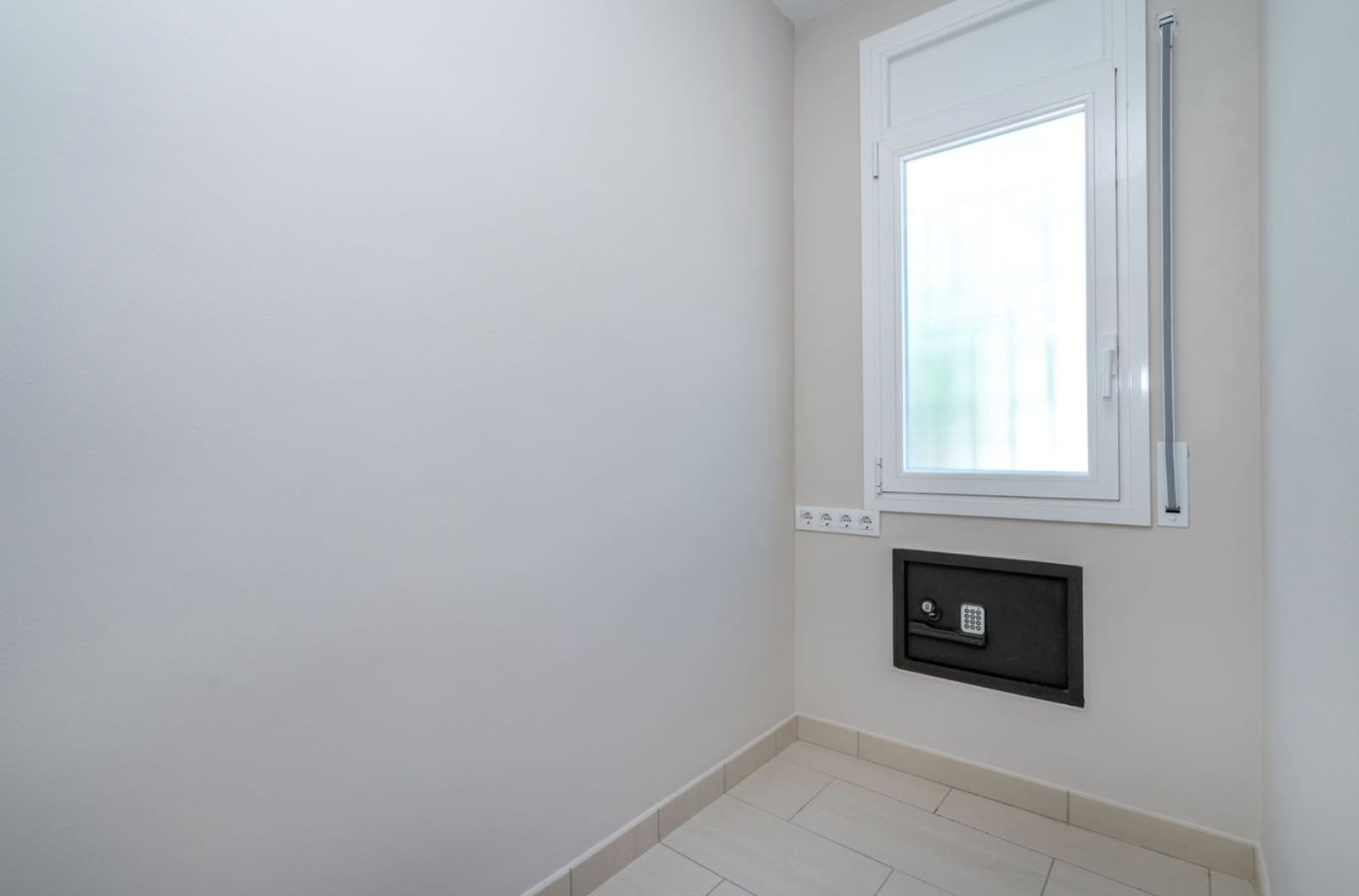 3 chambre Appartement à vendre à Roses avec garage - 389 000 € (Ref: 9928062)