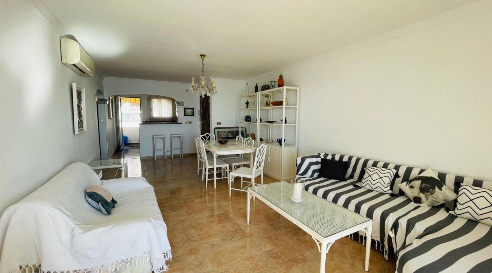 2 bedroom Flat for sale in Roses with garage - € 449,828 (Ref: 9928063)