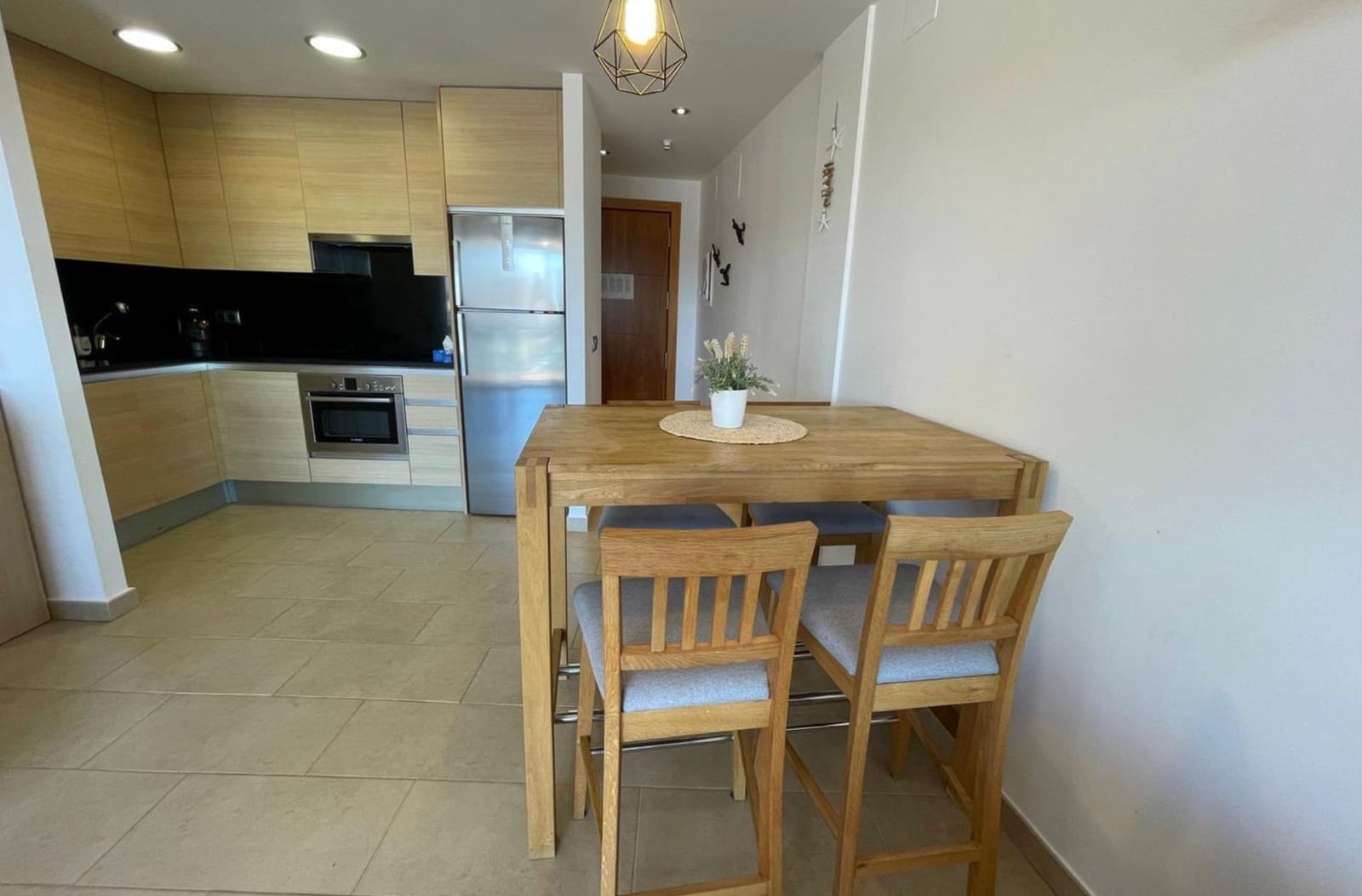 2 Zimmer Wohnung zu verkaufen in Roses mit Garage - 299.000 € (Ref: 9928064)