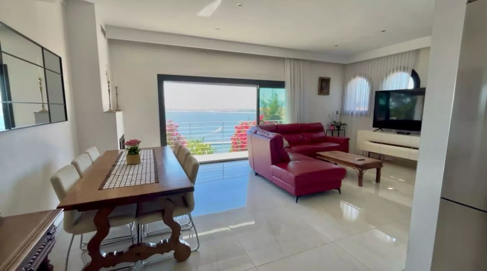 3 bedroom Villa for sale in Roses with pool garage - € 895,000 (Ref: 9928066)